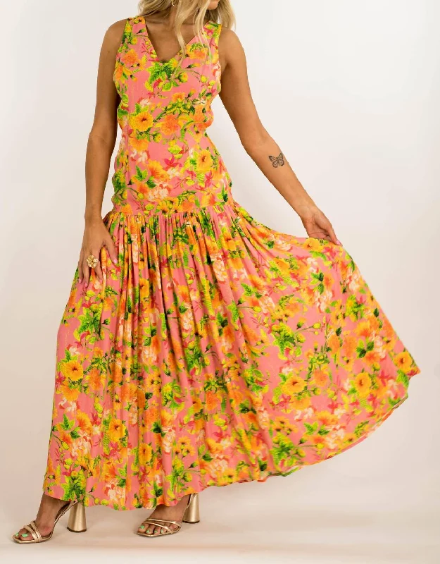 Moss Maxi Dress In Multi Special Offer