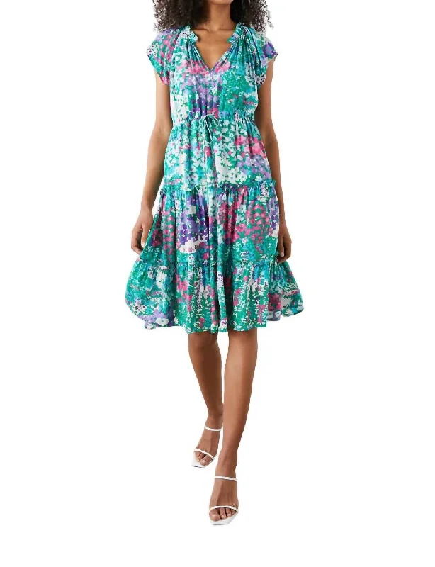 Juni Dress In Gardenia Floral Chic Style