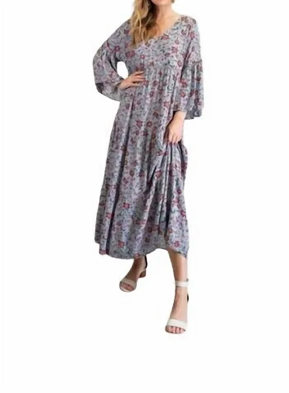 Floral Midi Dress In Grey Y2K Nostalgic Fashion Look