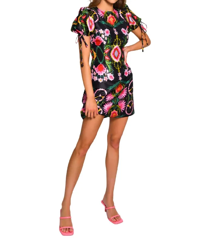 Ellia Mini Dress In Black Floral Flash Deals