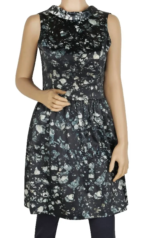 Open Back Skirted Sleeveless Dress In Green Floral Grab Romantic Date - Night Styles Now