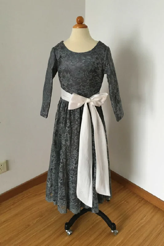 Long Sleeves Charcoal Gray Lace Floor Length Flower Girl Dresses with Ivory Sash F030 Fashion Sale