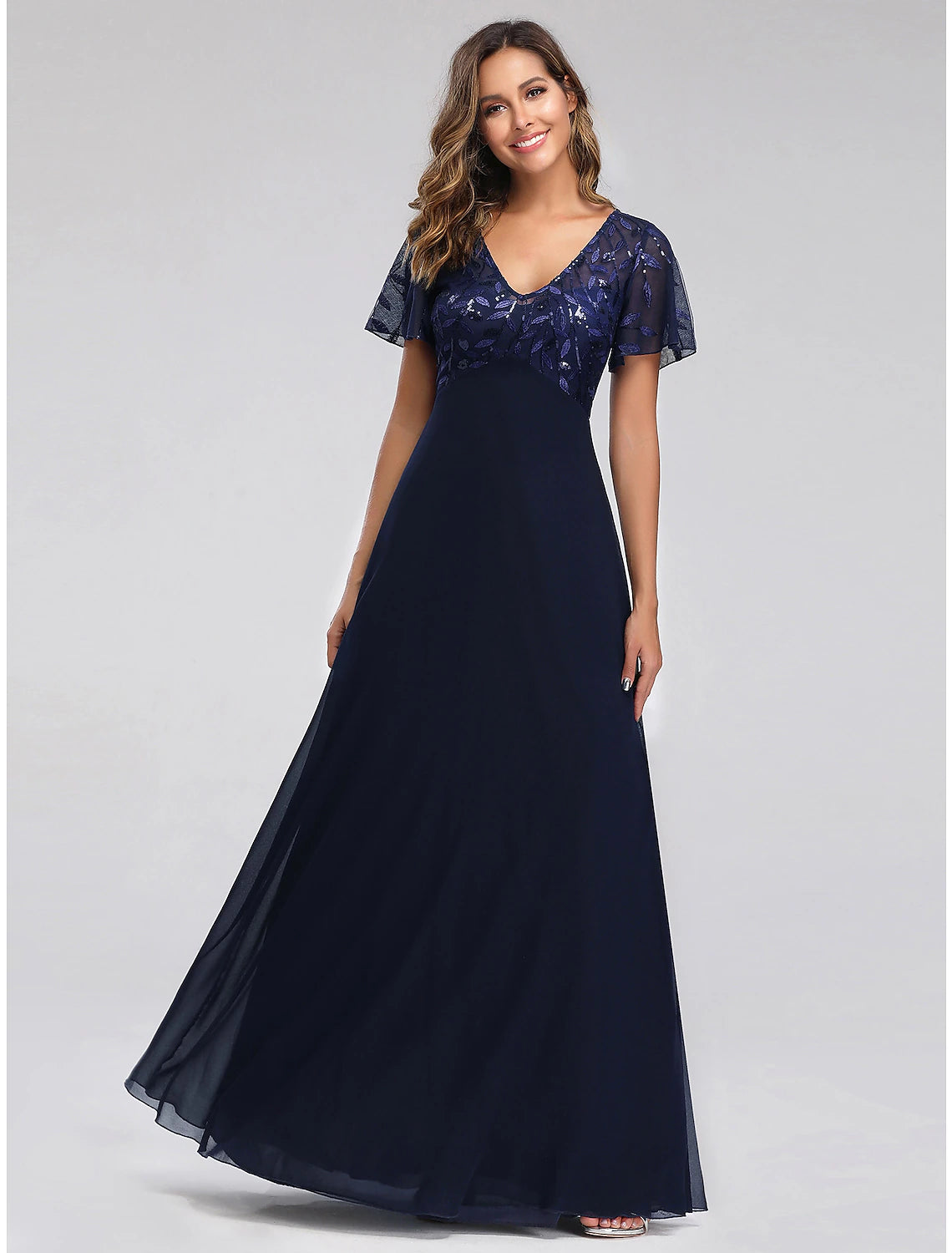 A-Line Wedding Guest Dresses Elegant Dress Fall Floor Length Short Sleeve V Neck Bridesmaid Dress Tulle with Sequin Appliques Special Occasion Wear