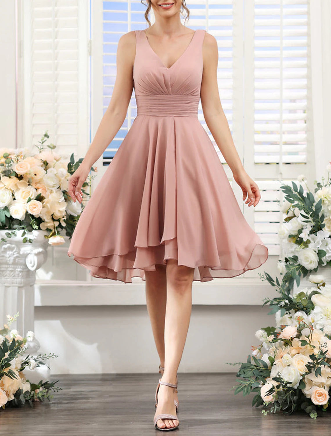 A-Line Bridesmaid Dress V Neck Sleeveless Pink Knee Length Chiffon with Ruching / Solid Color Limited - Edition Drops