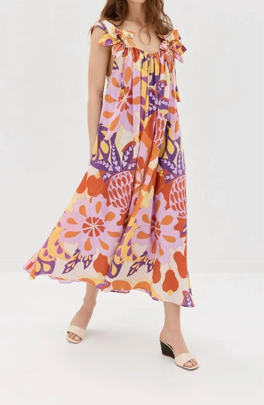 Sleeveless Maxi Dress In Lee Floral Wardrobe Essentials