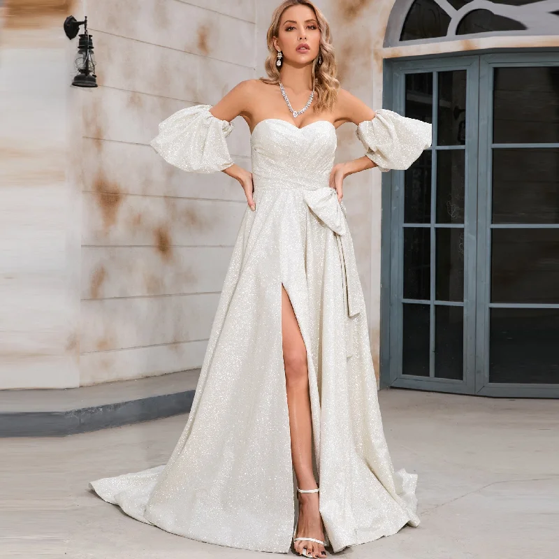 A-line Wedding Dress with Sweetheart Neckline and Detachable Sleeves Fashion-Forward