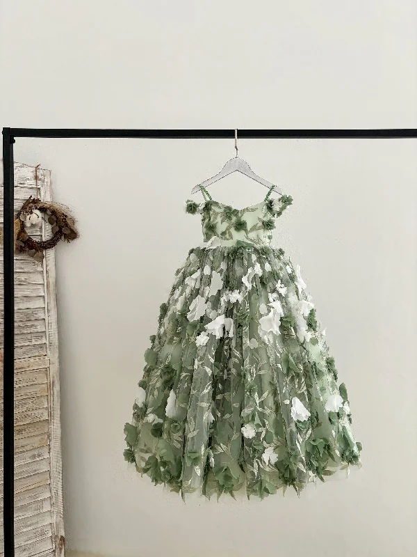 Princess 3D Floral Embroidery Green Tulle Floor Length Wedding Flower Girl Dress Disco - Inspired Retro Dance Look