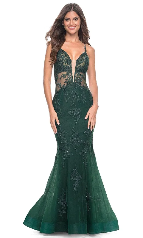 Fashionable Casual Tops La Femme 32305 - Plunging V-Neck Mermaid Prom Gown