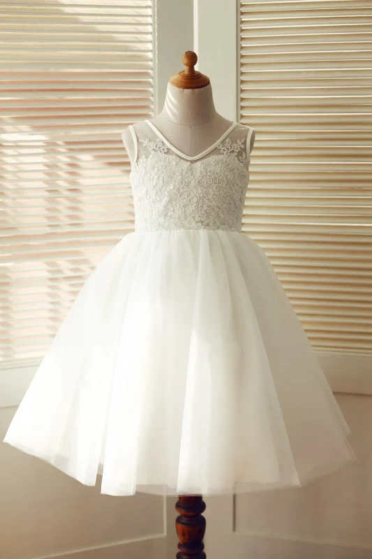 V Back Ivory Lace Tulle Wedding Flower Girl Dress Alluring Design